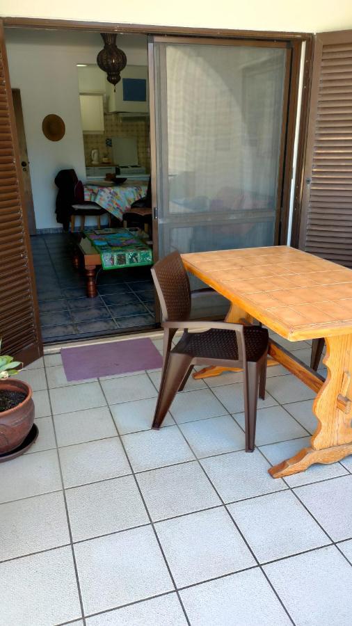 Centeanes Beach Apartment Карвоейру Екстер'єр фото
