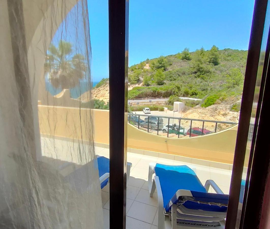 Centeanes Beach Apartment Карвоейру Екстер'єр фото