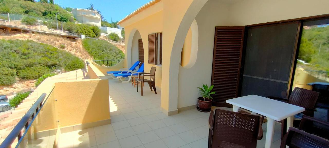 Centeanes Beach Apartment Карвоейру Екстер'єр фото