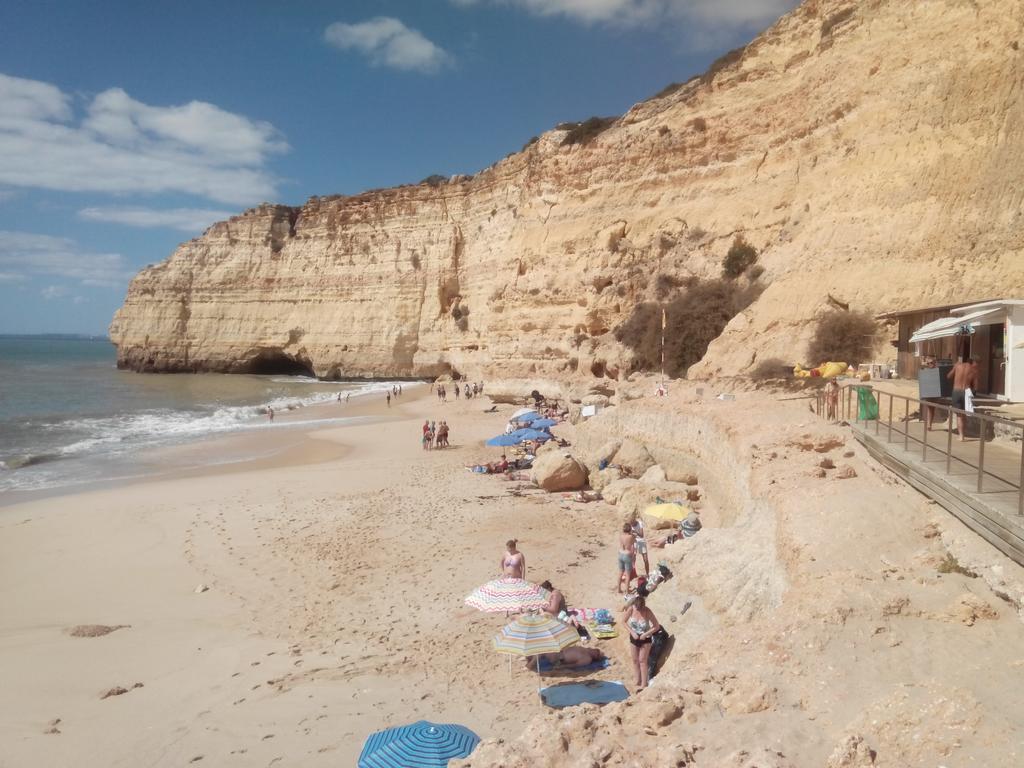 Centeanes Beach Apartment Карвоейру Екстер'єр фото